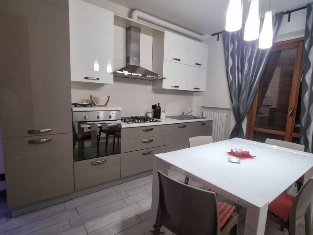 Appartamento a Civitanova marche in Viale Vittorio Veneto - Foto 4