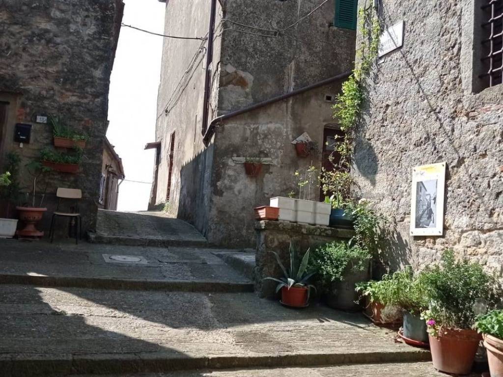 Appartamento a Roccastrada in CENTRO STORICO - Foto 2