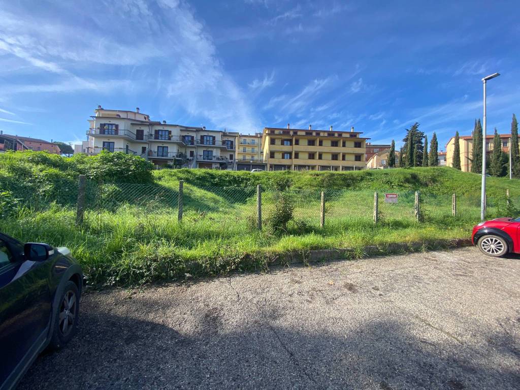 Terreno a Montefiascone in Via Cavalieri di Vittorio Veneto - Foto 5