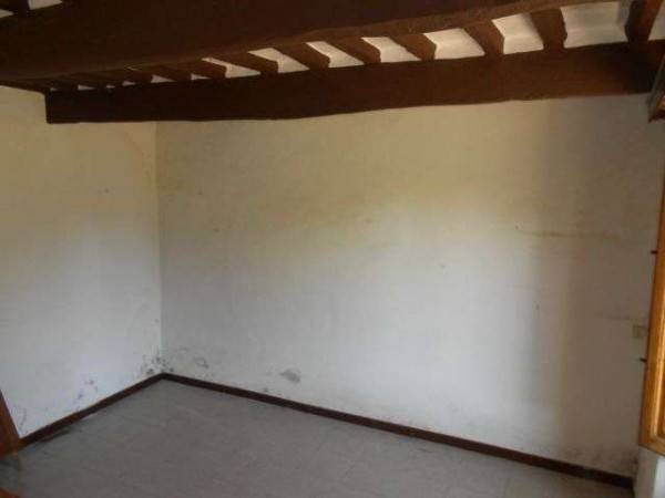 Casa indipendente a Lucca in Via della Torre, 472 - Foto 2