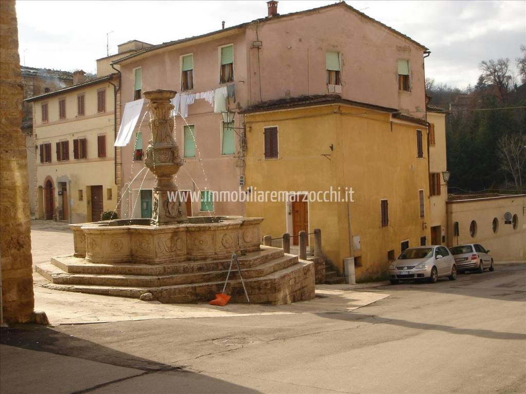 Appartamento a Asciano in Piazza del Grano, 5 - Foto 2