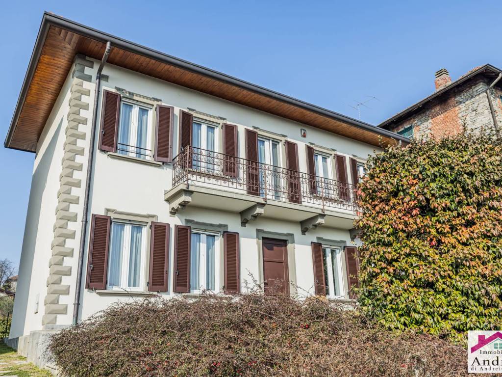 Villa a Cadrezzate con osmate in Via Mario Vallerini, 162 - Foto 4