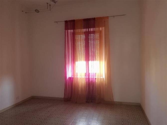 Appartamento a Frosinone in Via Licinio Refice - Foto 2