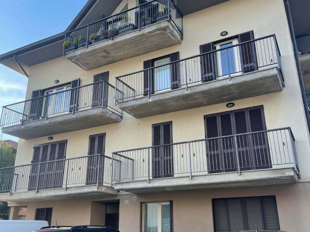 Appartamento a Tradate in Via Crocifisso - Foto 3