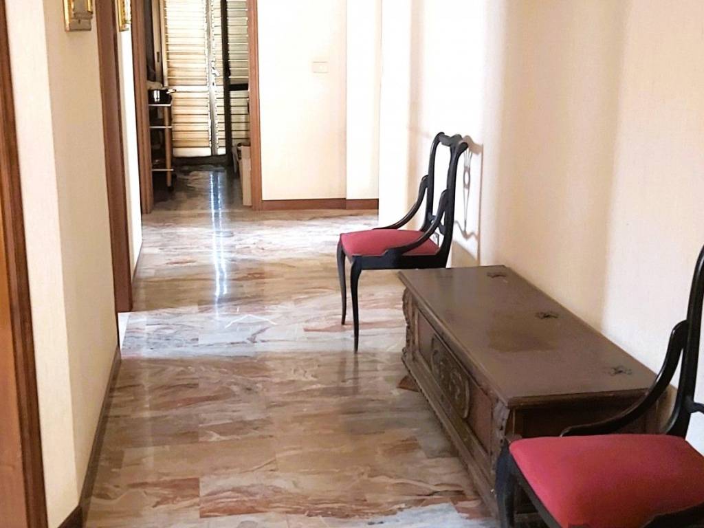 Appartamento a Lamezia terme in Via Aurelio Cassiodoro, 7 - Foto 3