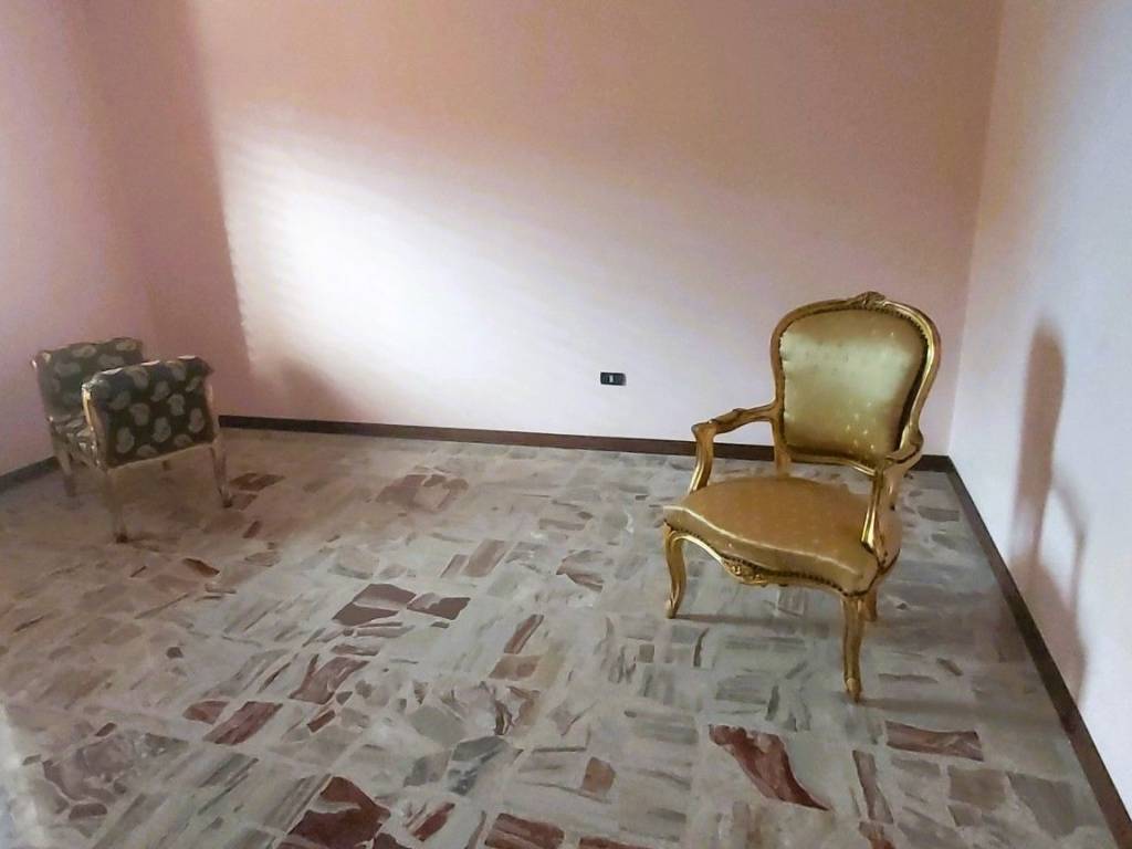 Appartamento a Lamezia terme in Via Aurelio Cassiodoro, 7 - Foto 5