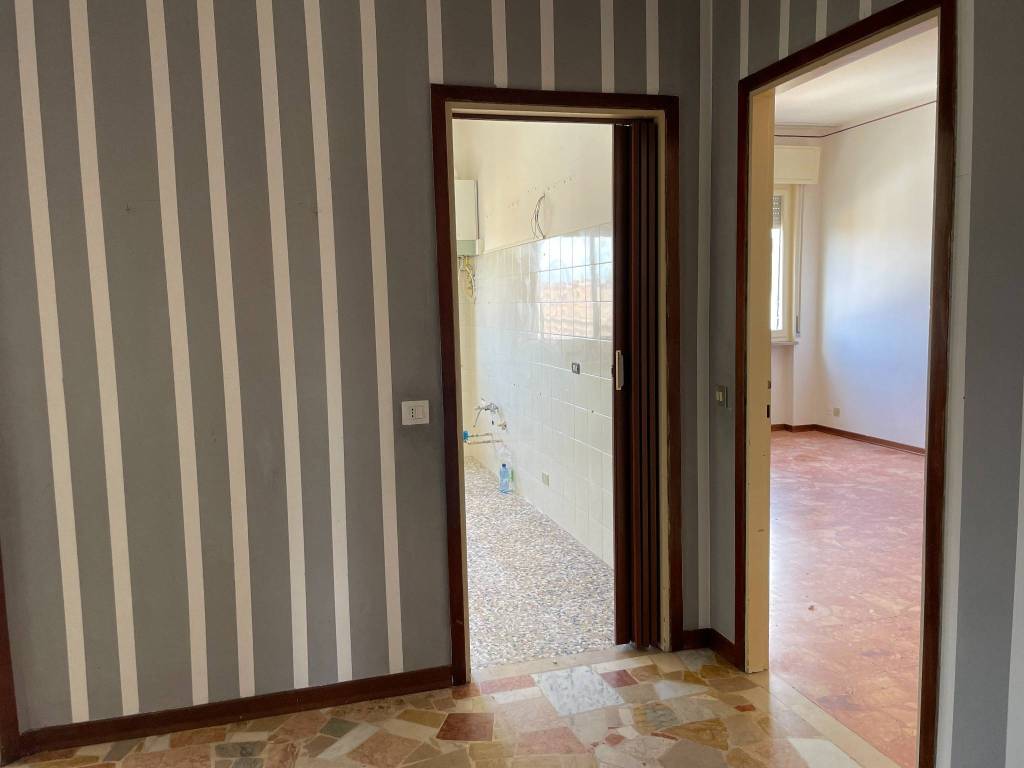 Appartamento a Cremona in Via Tofane - Foto 3