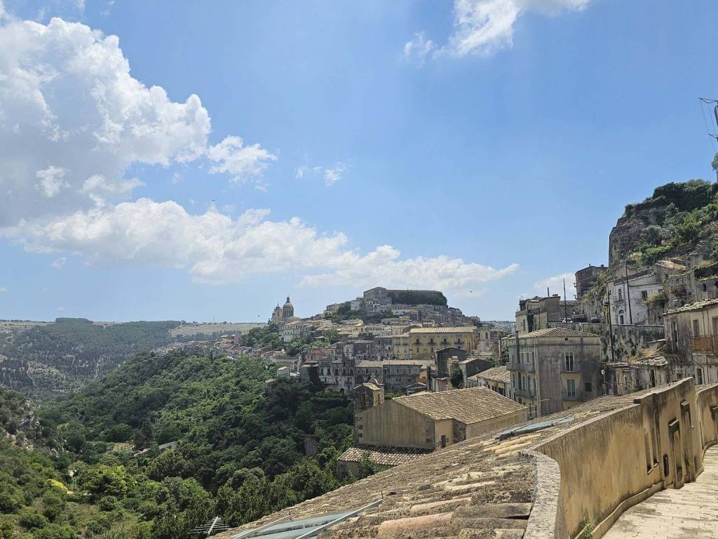 Casa indipendente a Ragusa in Via Giuseppe Monelli - Foto 4