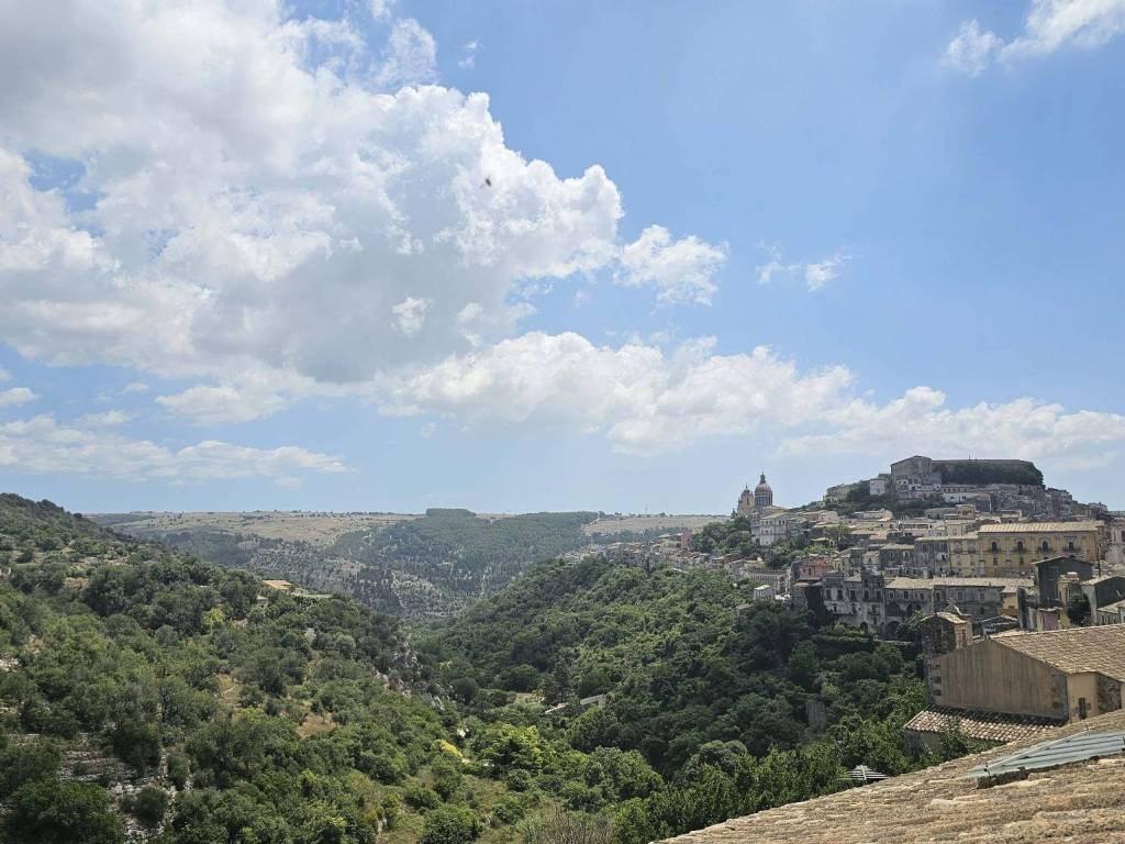Casa indipendente a Ragusa in Via Giuseppe Monelli - Foto 5