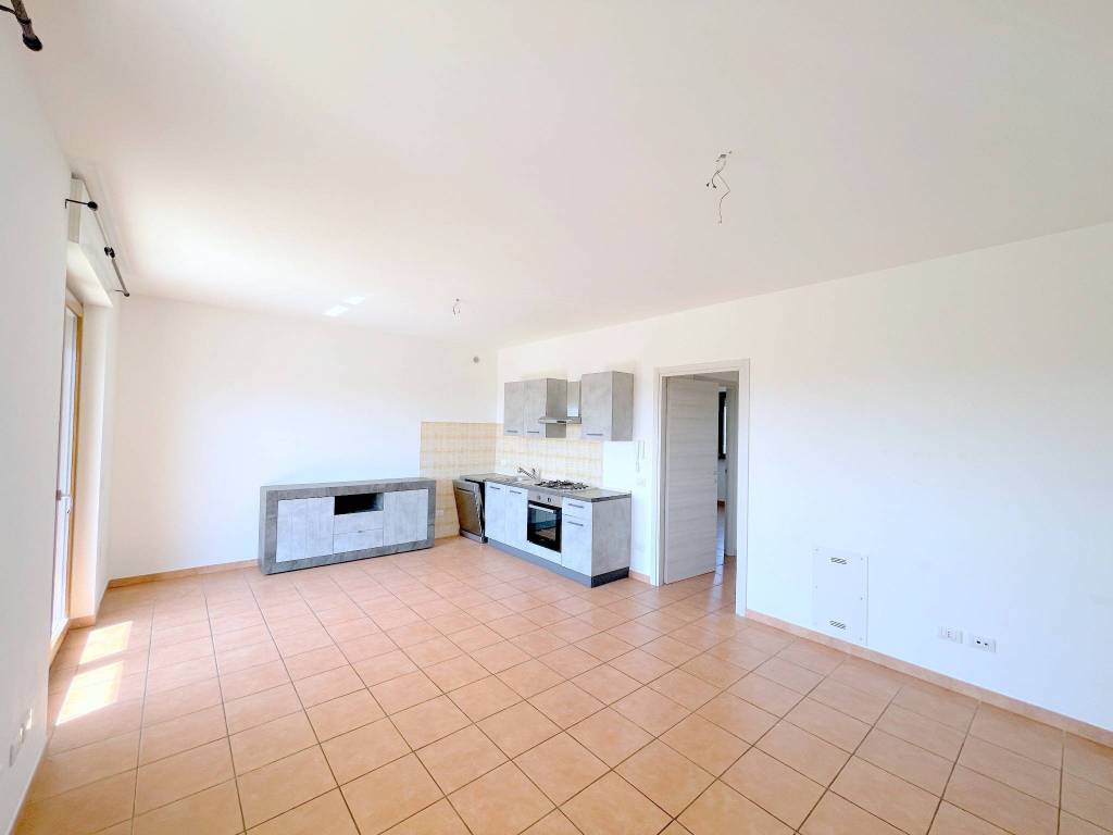 Appartamento a Montefano in Via Gino Bartoli - Foto 4