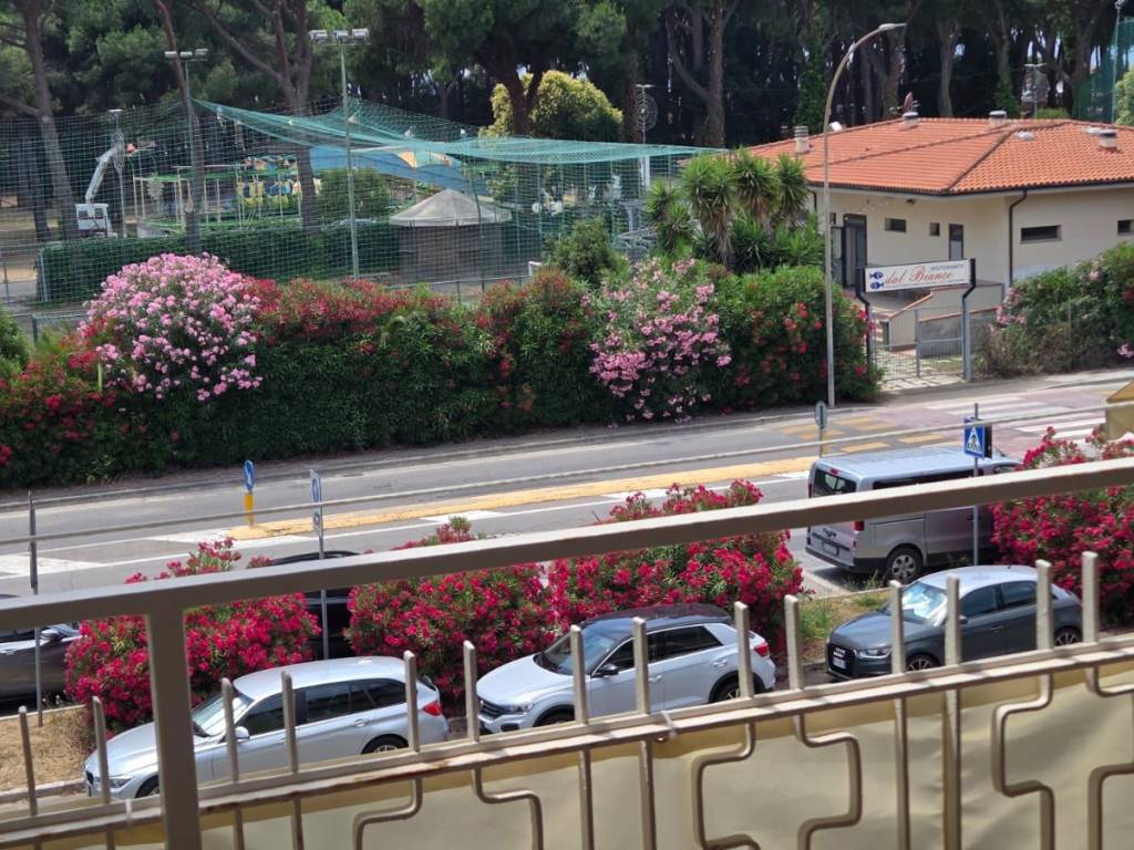 Appartamento a Follonica in Via Calabria, 14 - Foto 4