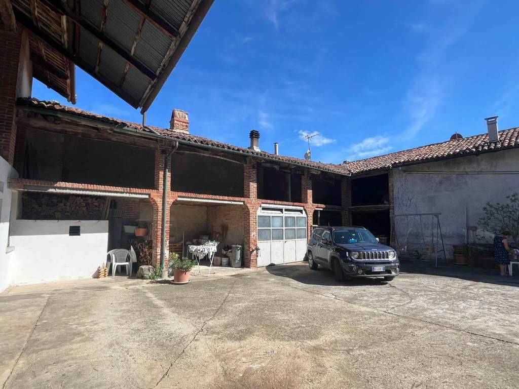 Casa indipendente a Pino d'asti in Vicolo Berra, 7 - Foto 4