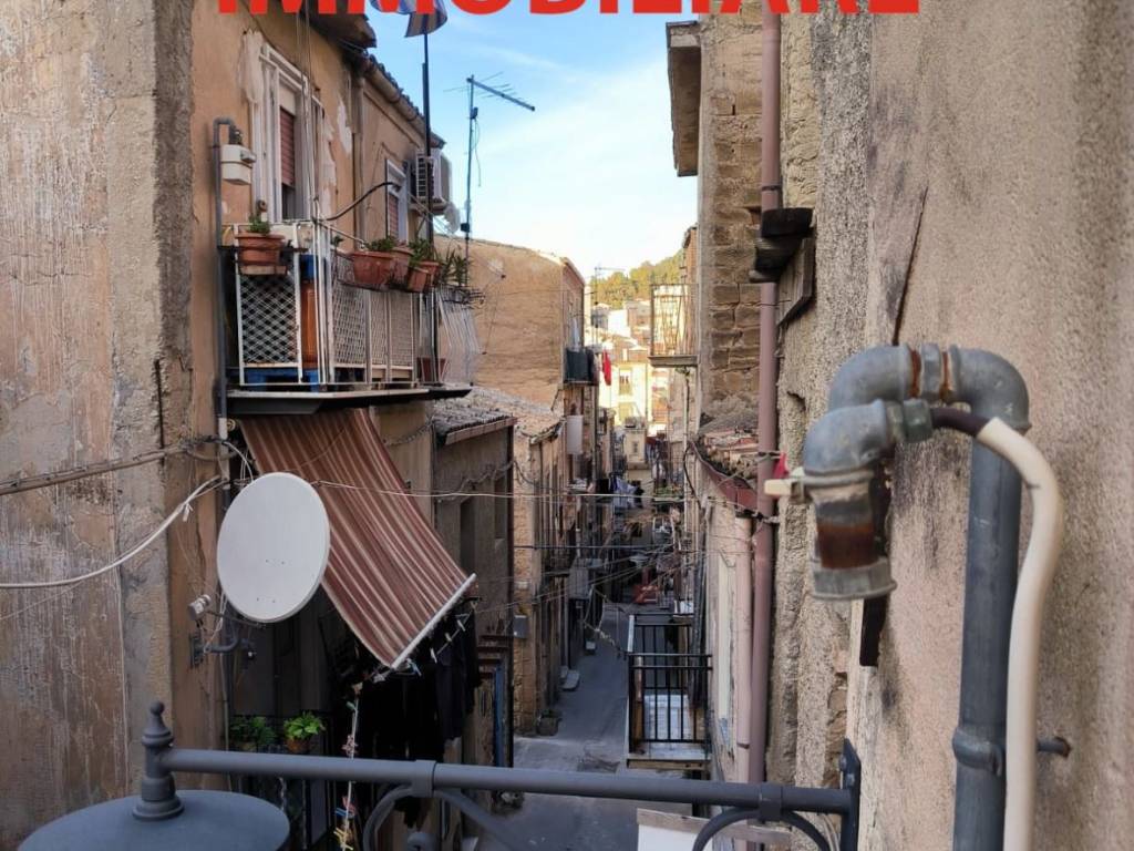 Appartamento a Caltanissetta in Via Blandino, 36 - Foto 4