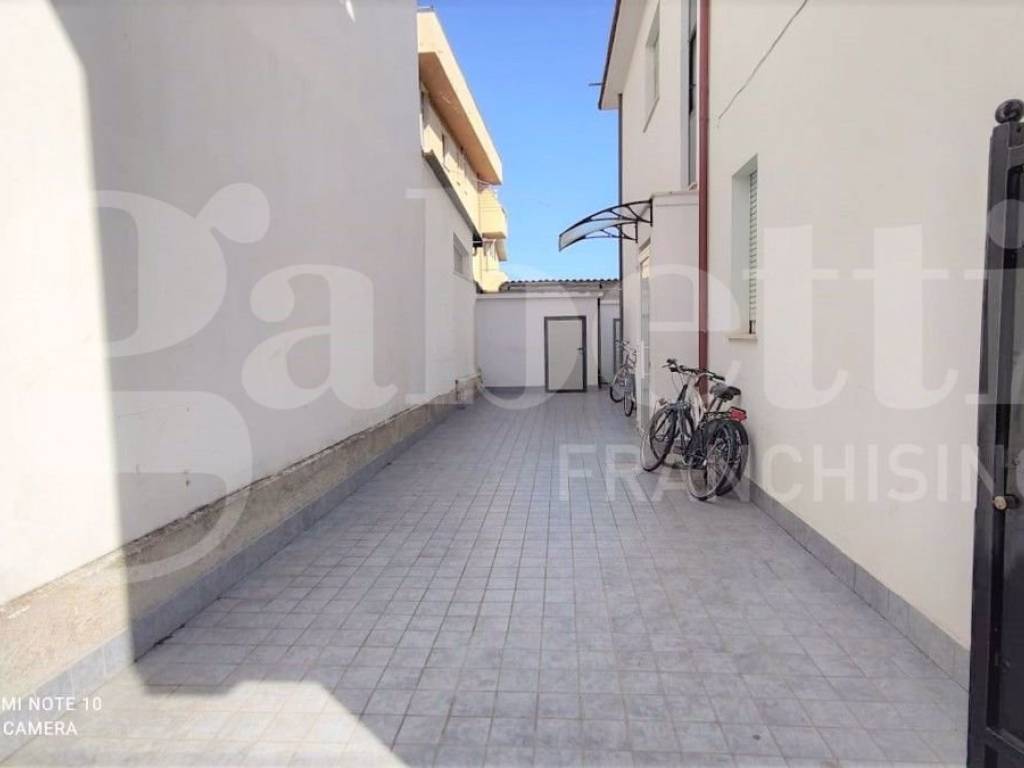 Palazzo / stabile a Alba adriatica in Via Garibaldi, 113 - Foto 5