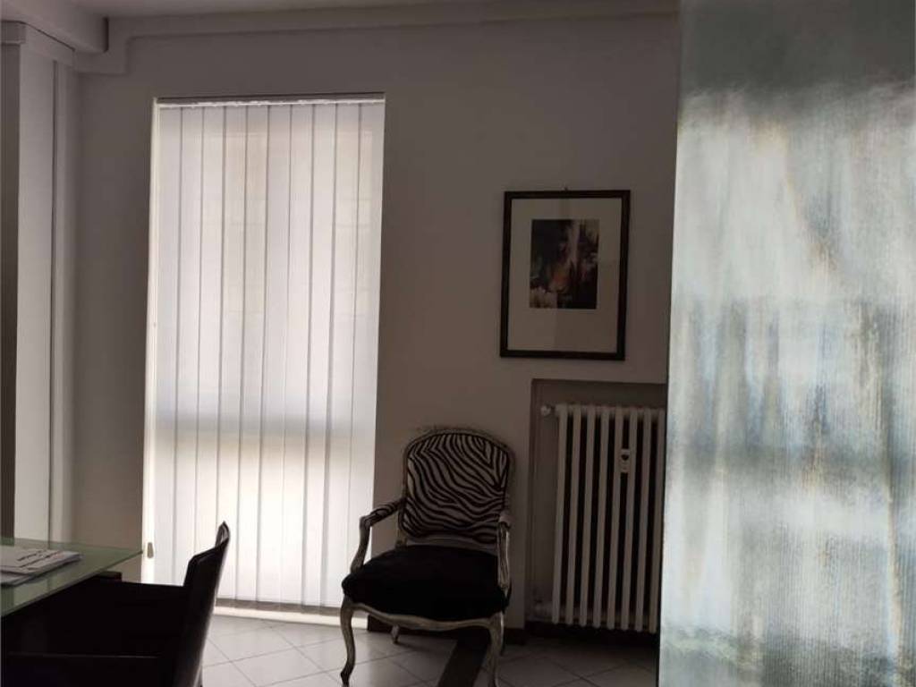 Immobile a Modena in VIALE MOREALI, 1000 - Foto 2