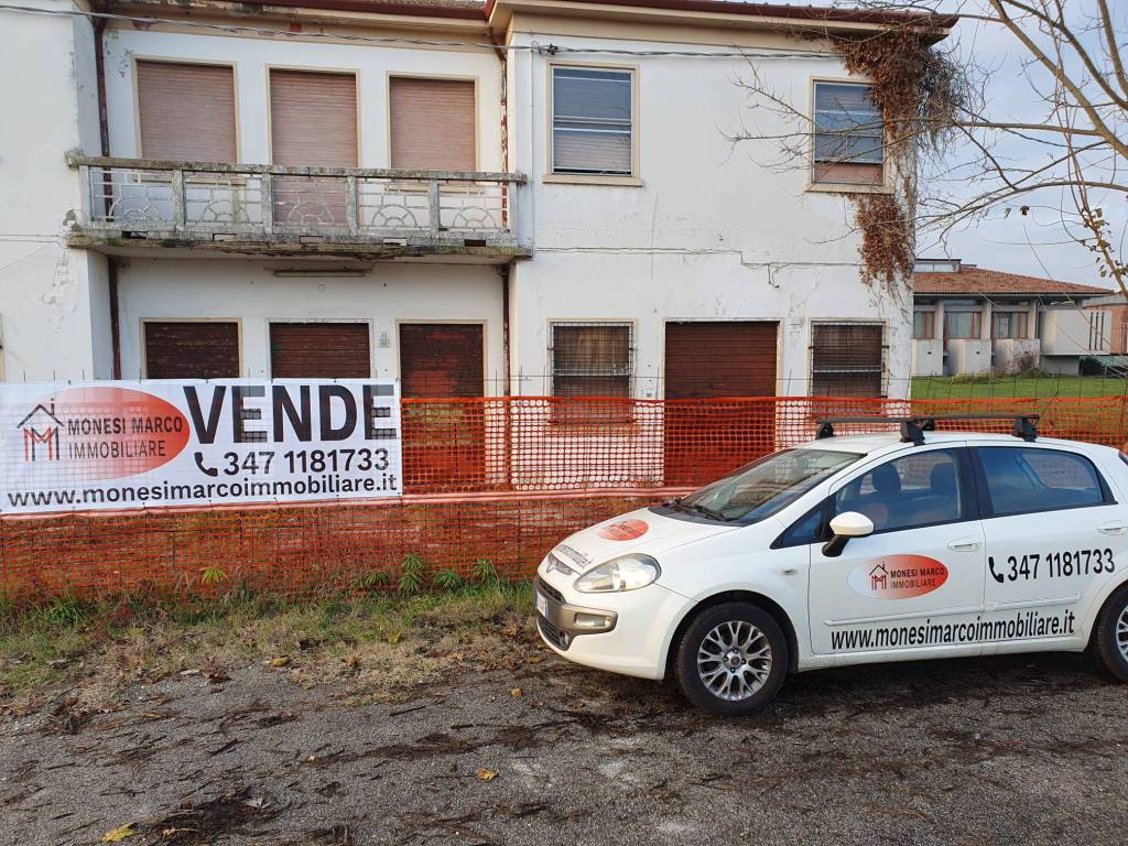 Casa indipendente a Occhiobello in Strada Statale Adriatica - Foto 2