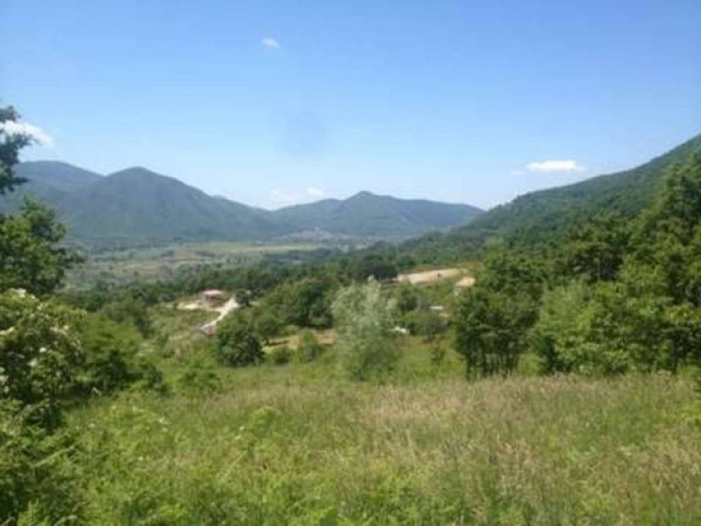 Terreno a Montemarano in Comune di Montemarano 1 - Foto 2