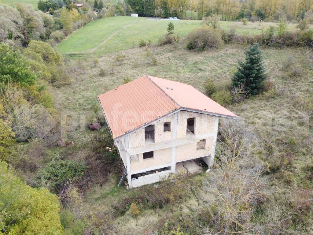 Villa a Castel di sangro in Contrada Cimerone - Foto 2
