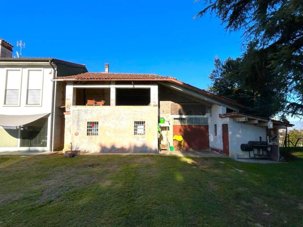 Casa indipendente a Creazzo in Viale Italia, 16 - Foto 3
