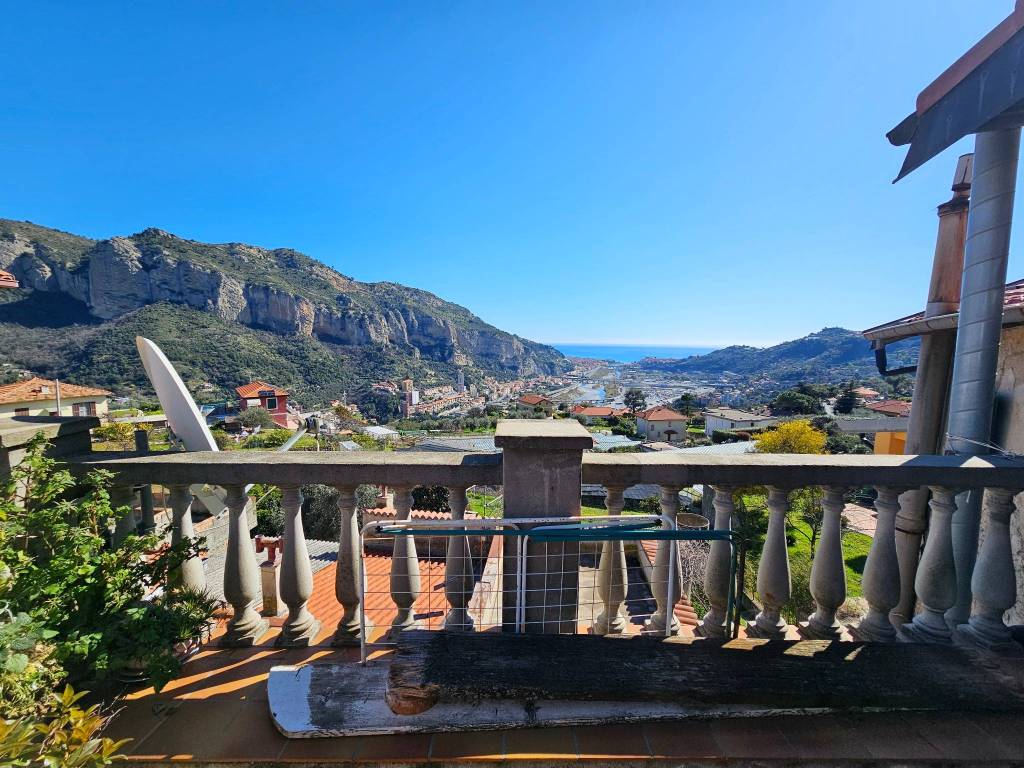 Appartamento a Ventimiglia in Via Ciappin - Foto 4