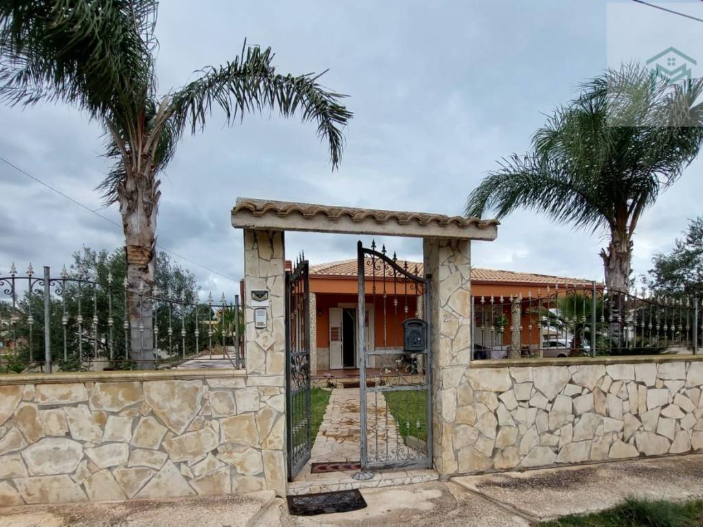 Villa a Melilli in Via Francesco Cilea, 2 - Foto 2