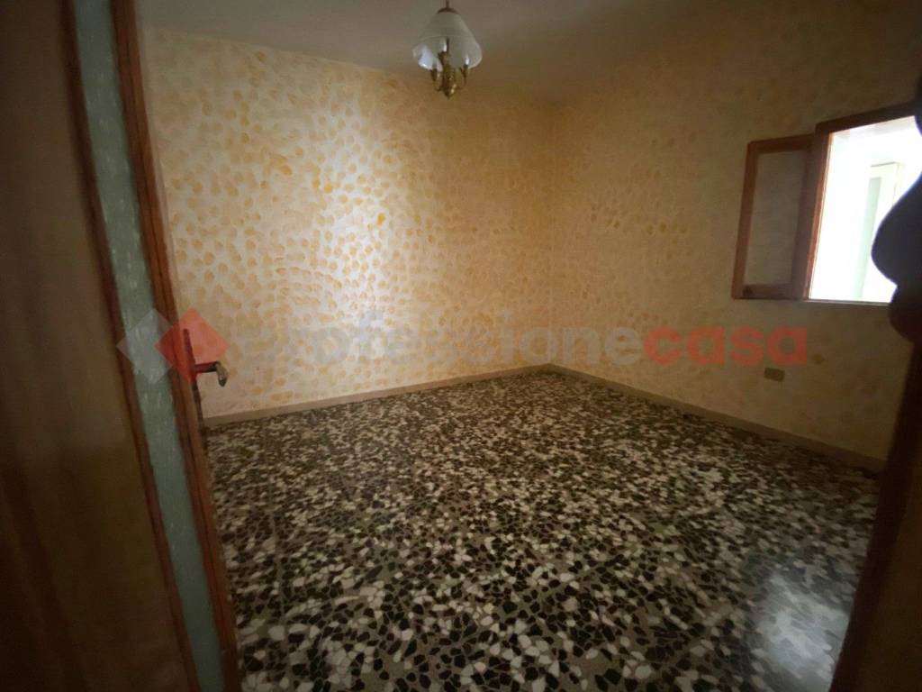 Appartamento a Manduria in Via Raimondo Orsini, 3 - Foto 3