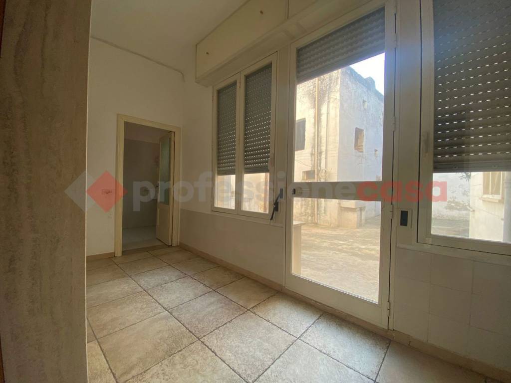 Appartamento a Manduria in Via Raimondo Orsini, 3 - Foto 4