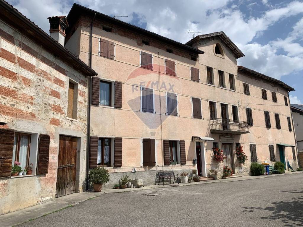 Appartamento a Cesiomaggiore in Via Battaglion Spluga, 39 - Foto 2