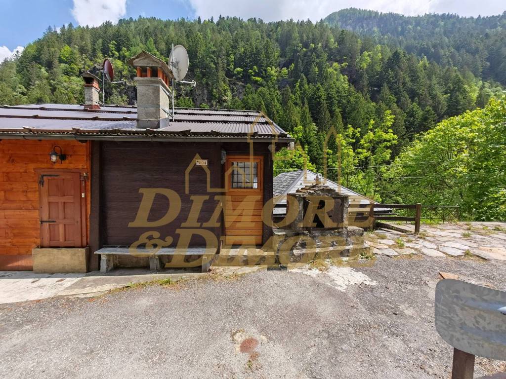 Appartamento a Macugnaga in Via Monterosa, 504 - Foto 3