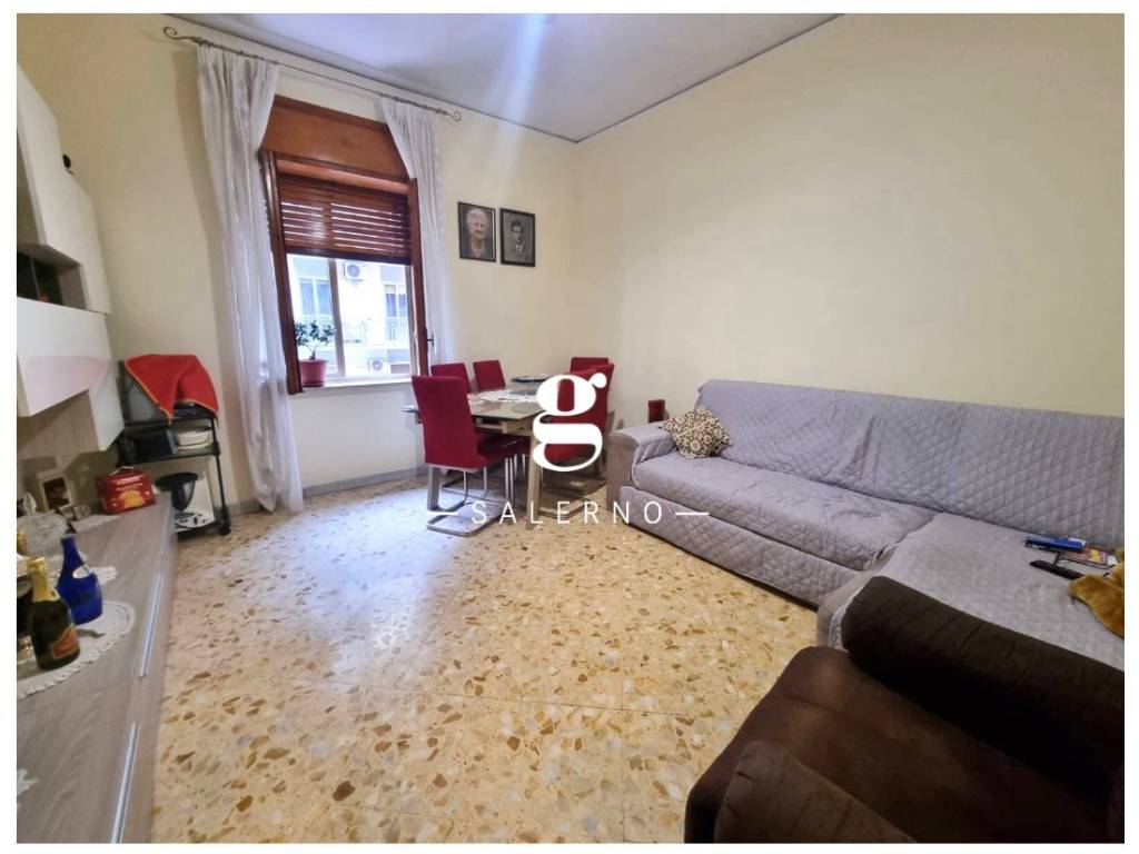 Appartamento a Salerno in Via Caterina Farina, 24 - Foto 4