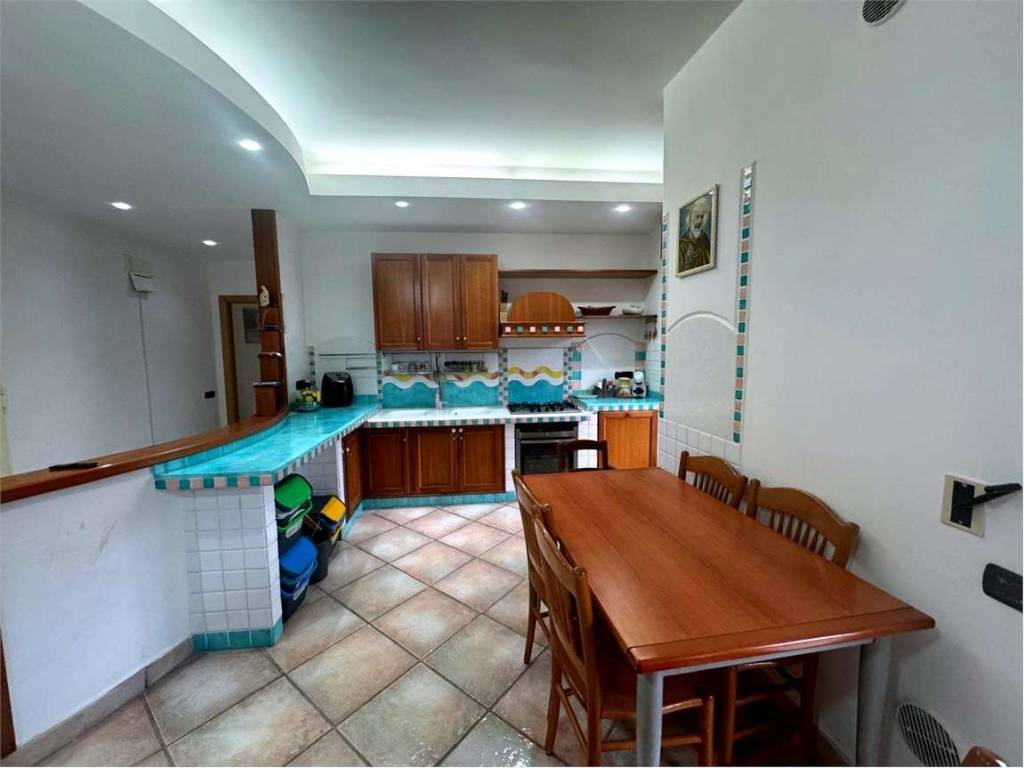 Appartamento a Salerno in viale dei Romani, 8 - Foto 4