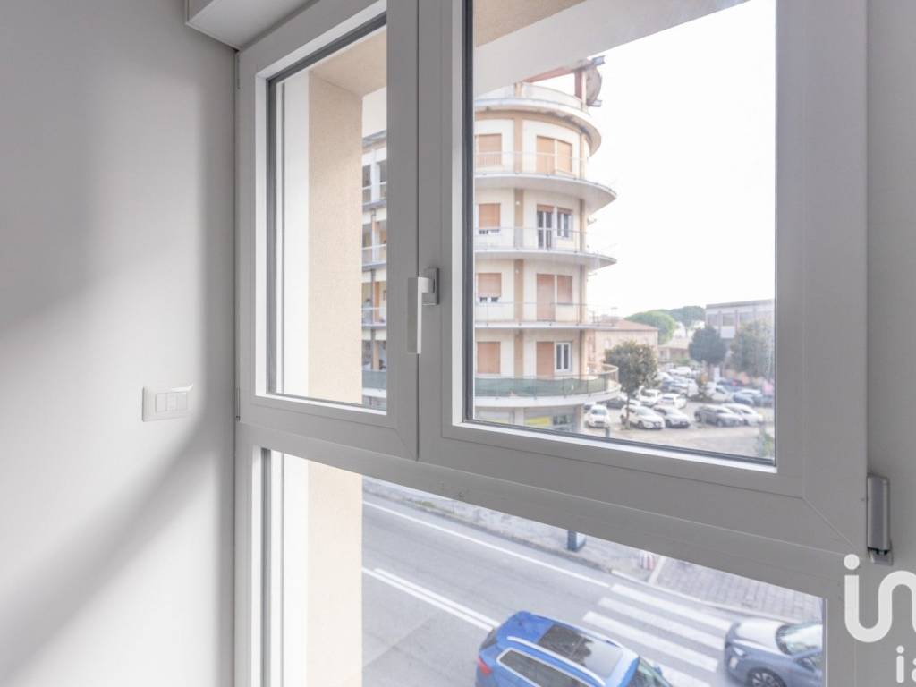 Appartamento a Civitanova marche in Via Edmondo De Amicis, 6 - Foto 5