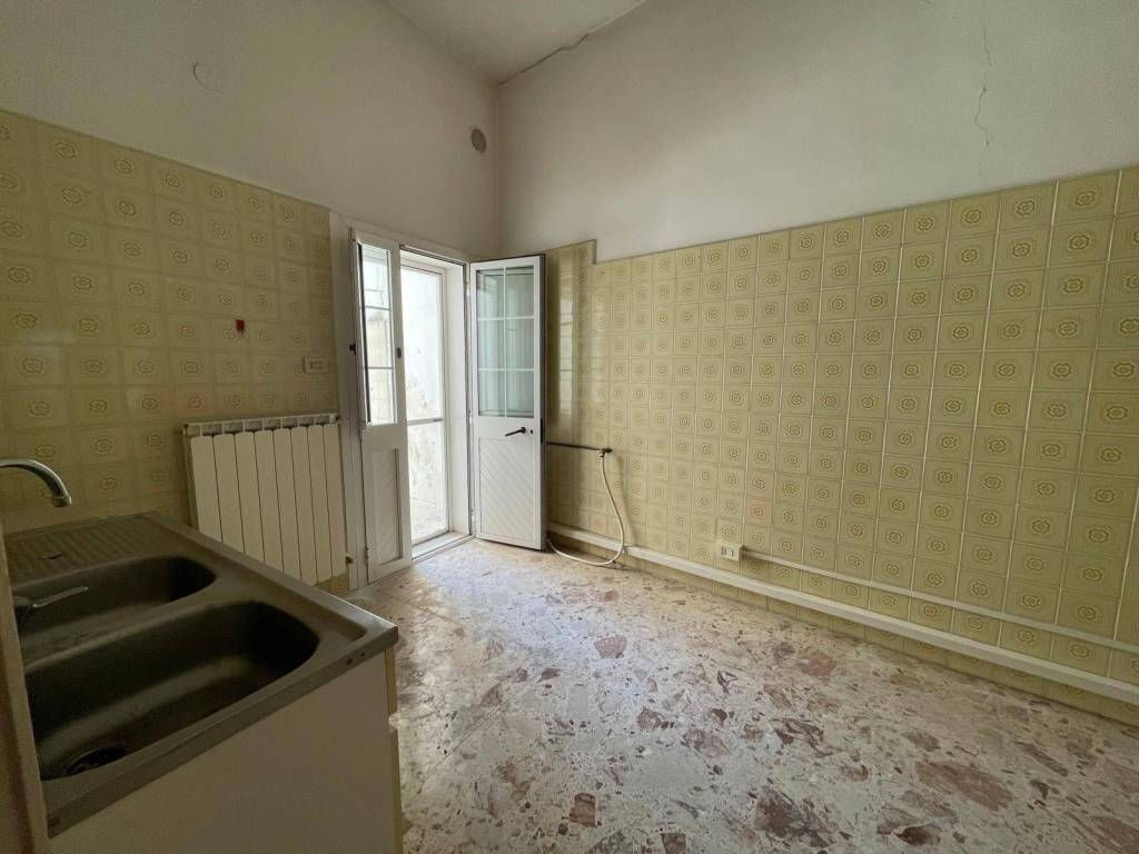 Appartamento a Pulsano in VIA ARNO, 9 - Foto 5