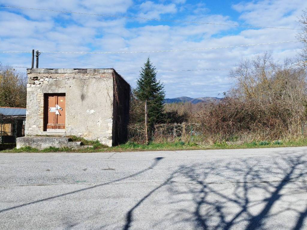 Terreno a Oricola in Via Civita, 102 - Foto 2