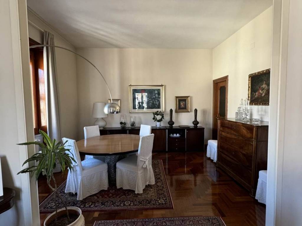Appartamento a Salerno in Via Michele Conforti, 20 - Foto 2