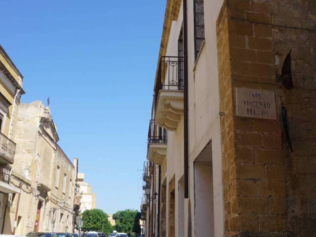 Palazzo / stabile a Castelvetrano in Via Giuseppe Garibaldi - Foto 2