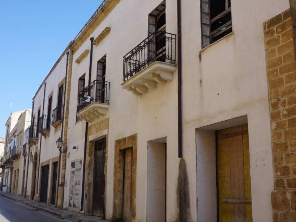 Palazzo / stabile a Castelvetrano in Via Giuseppe Garibaldi - Foto 3