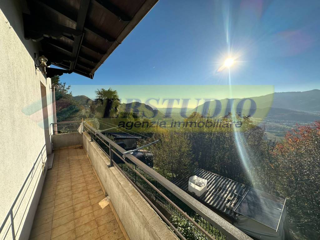 Villa a Calolziocorte in Via Enrico Toti, 34 - Foto 2
