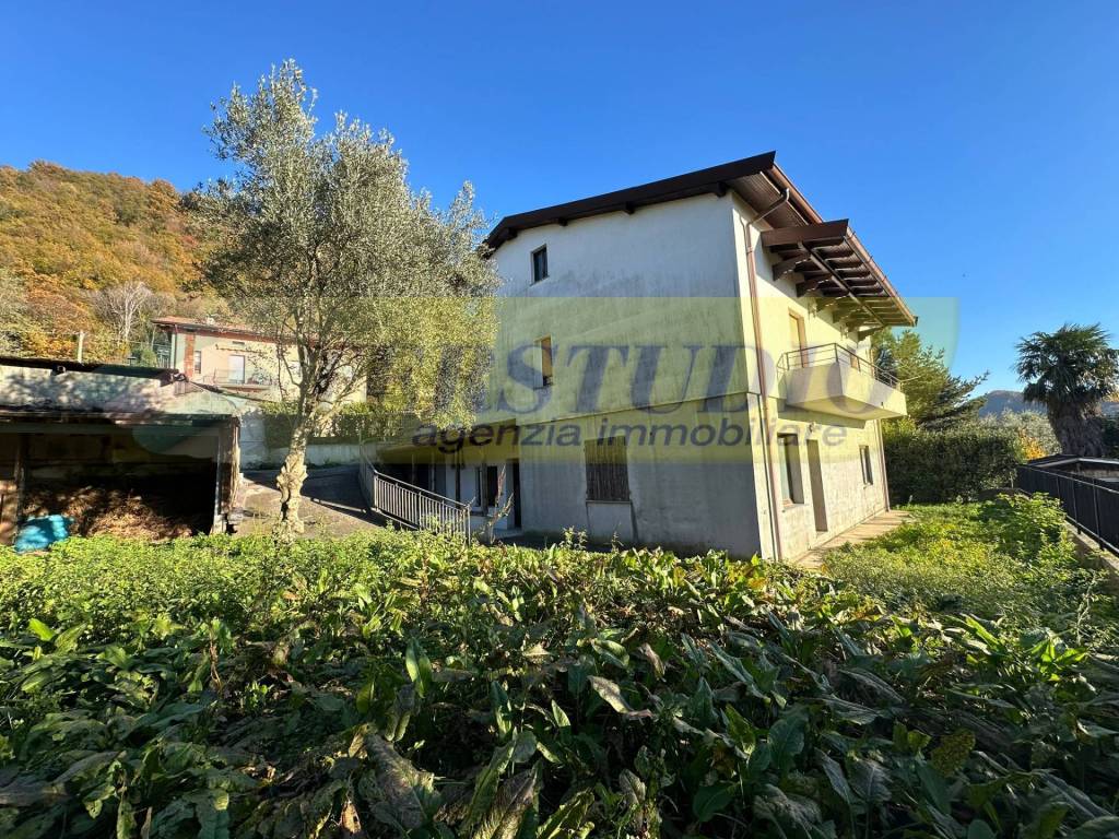 Villa a Calolziocorte in Via Enrico Toti, 34 - Foto 4
