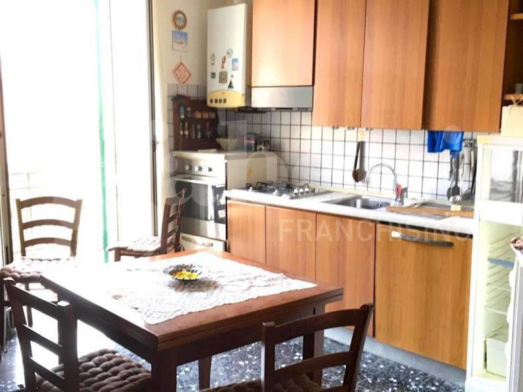 Appartamento a Loano in piazza Rocca - Foto 4