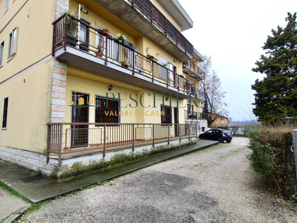 Appartamento a Castelnuovo del garda in Via XXV Aprile, 65 - Foto 3