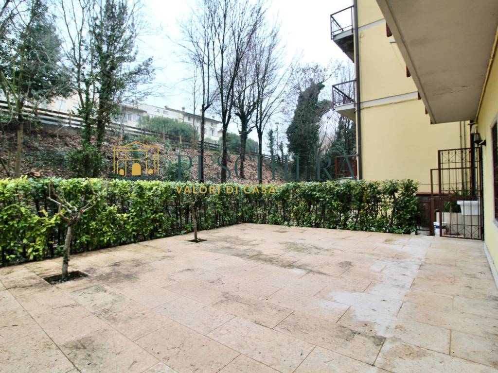 Appartamento a Castelnuovo del garda in Via XXV Aprile, 65 - Foto 4