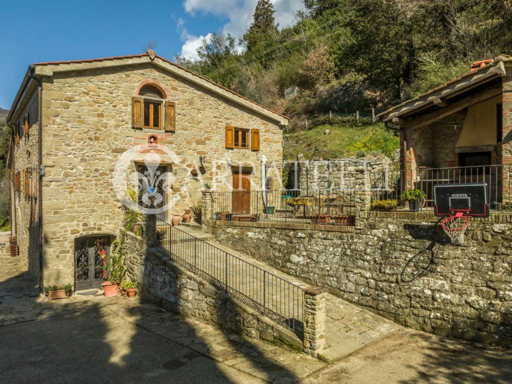 Rustico / casale a Loro ciuffenna in Via d'Oliveto - Foto 2