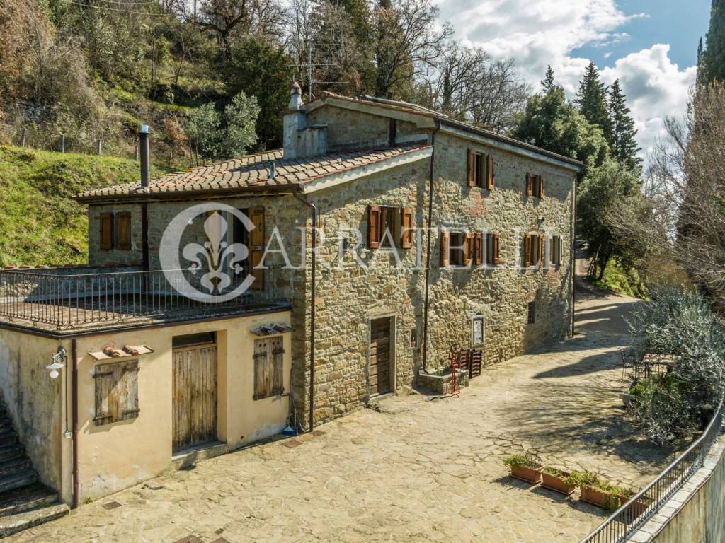 Rustico / casale a Loro ciuffenna in Via d'Oliveto - Foto 3
