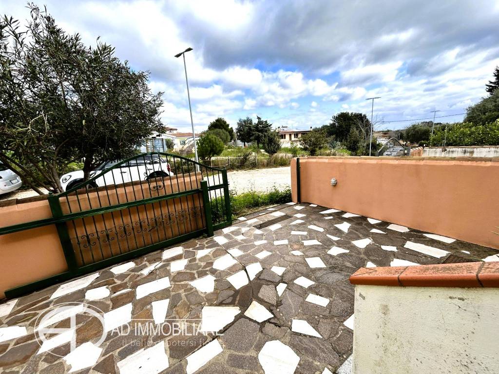 Villetta a schiera a Orosei in Via Giovanni Pierluigi da Palestrina, 13 - Foto 3