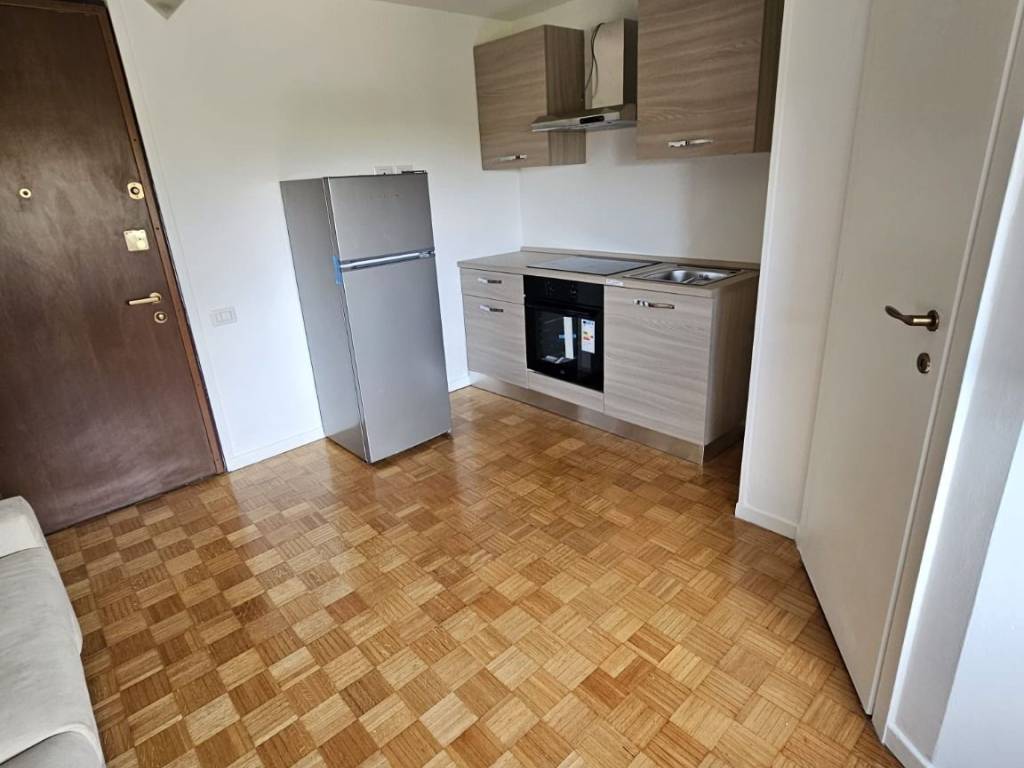 Appartamento a Milano in Via Alfonso Capecelatro, 53 - Foto 3