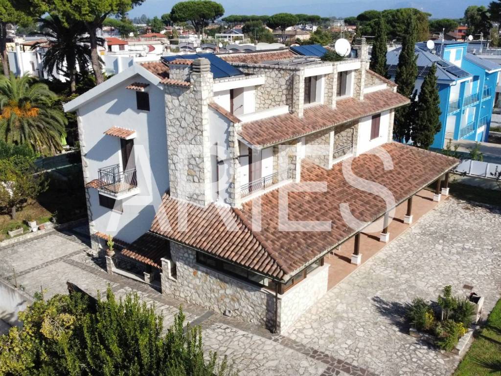 Villa a San felice circeo in Via Terracina - Foto 2