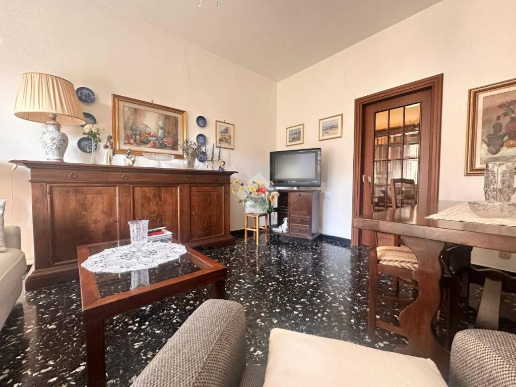 Appartamento a La spezia in Via monfalcone, 268 - Foto 2