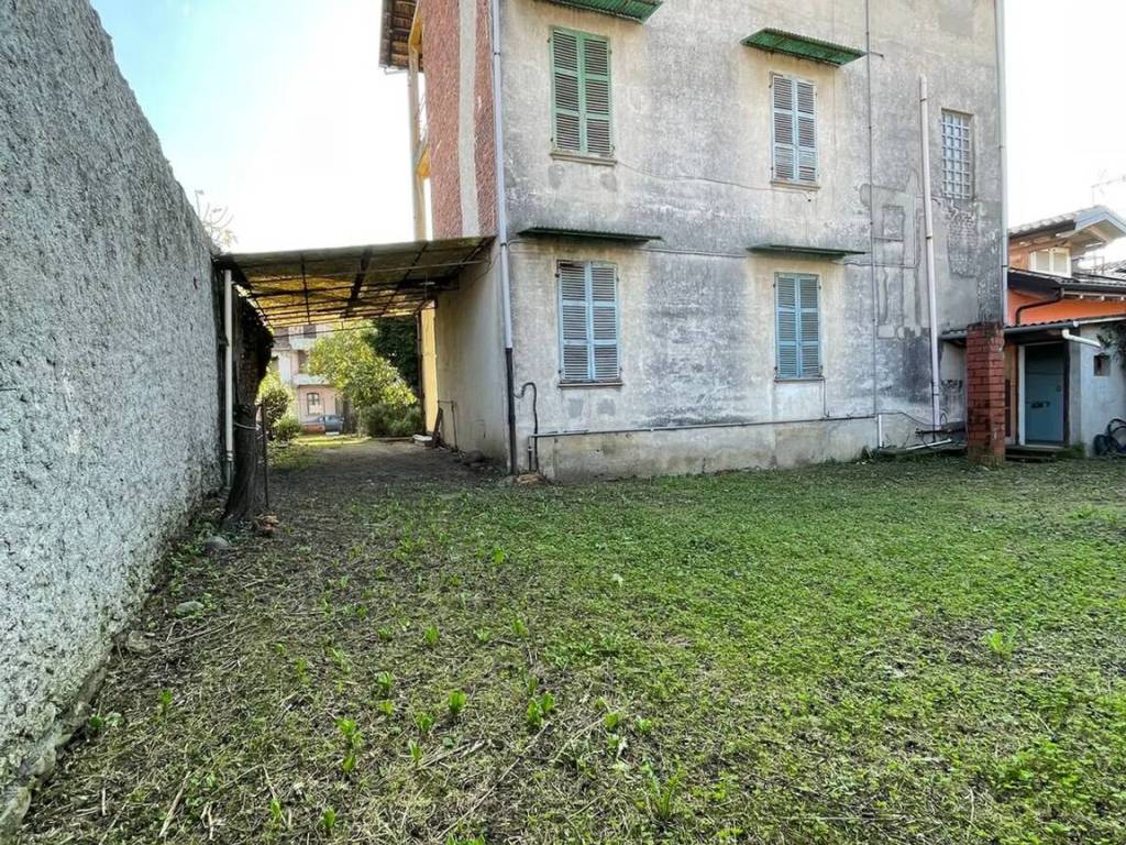 Villa a Gattinara in Via Carlo Furno, 14 - Foto 4