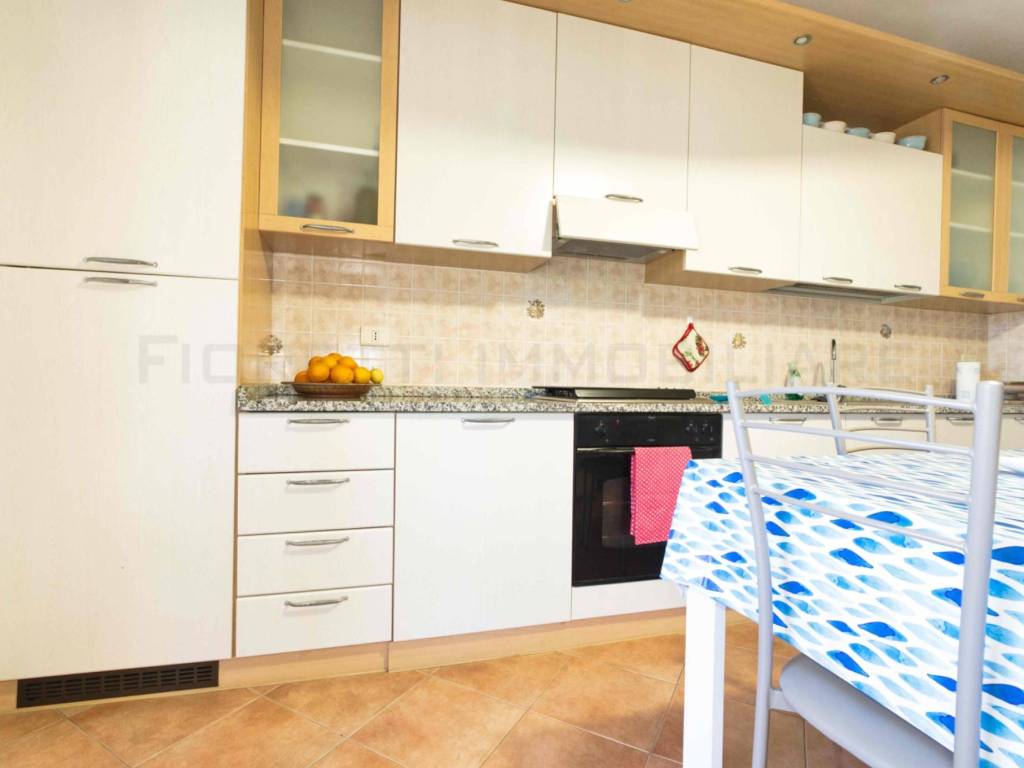 Appartamento a Piombino in Via del Parco - Foto 3